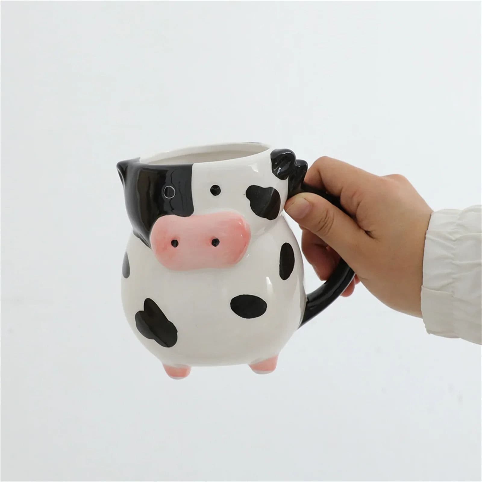 585ml Creative Cow Ceramic Mug – Cartoon Design Coffee Cup for Milk and Tea Lovers image 3