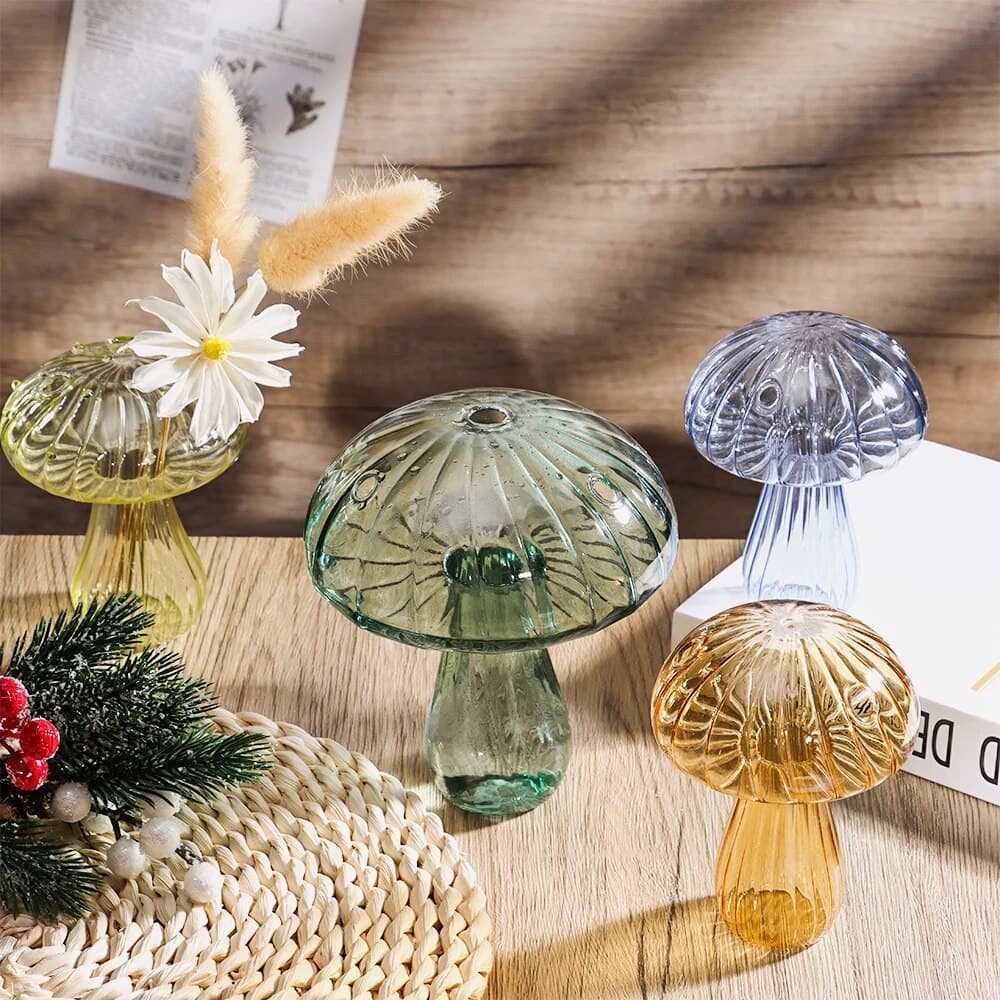 Glass Vase Mushroom Shape: Transparent Hydroponic Aromatherapy Bottle for Flower Table Decoration - Creative Home Access image 4