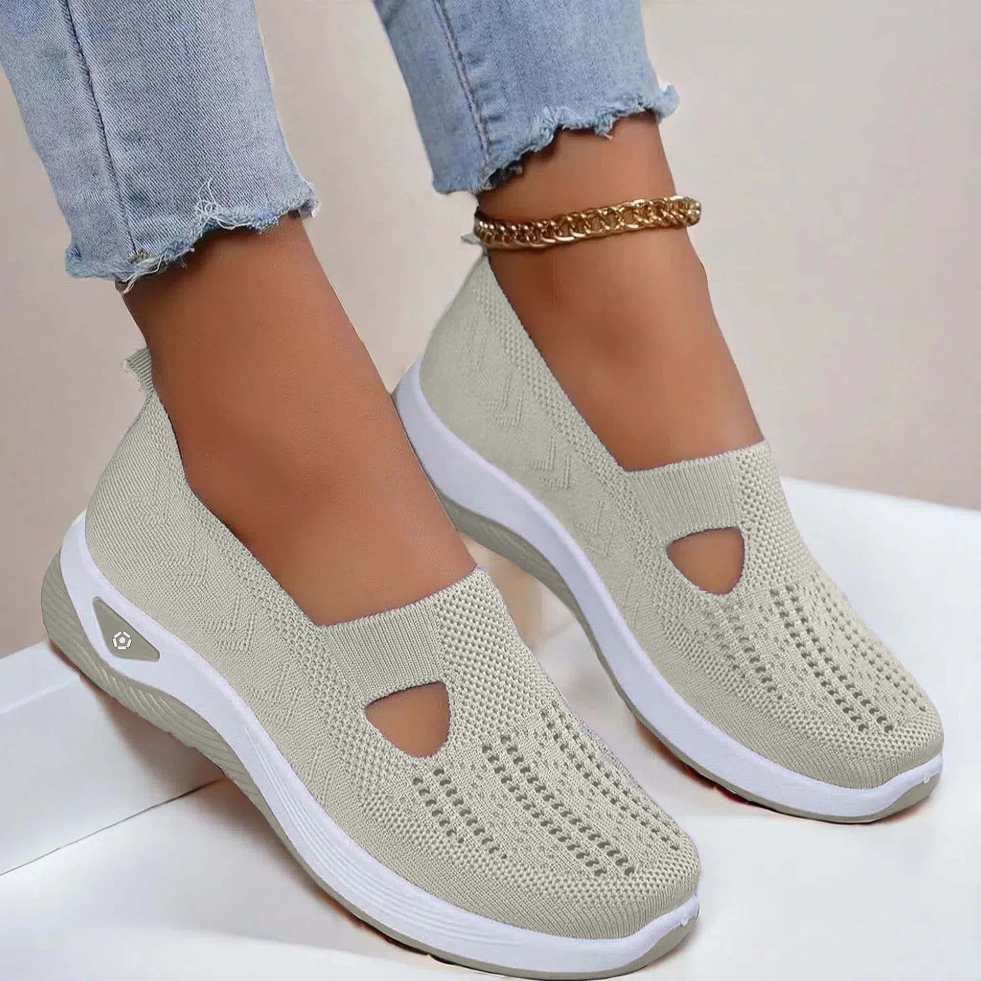 Non-Slip Shoes for Elderly Women Designed for Stability, Soft Sole Walking Flats for Daily Use image 4